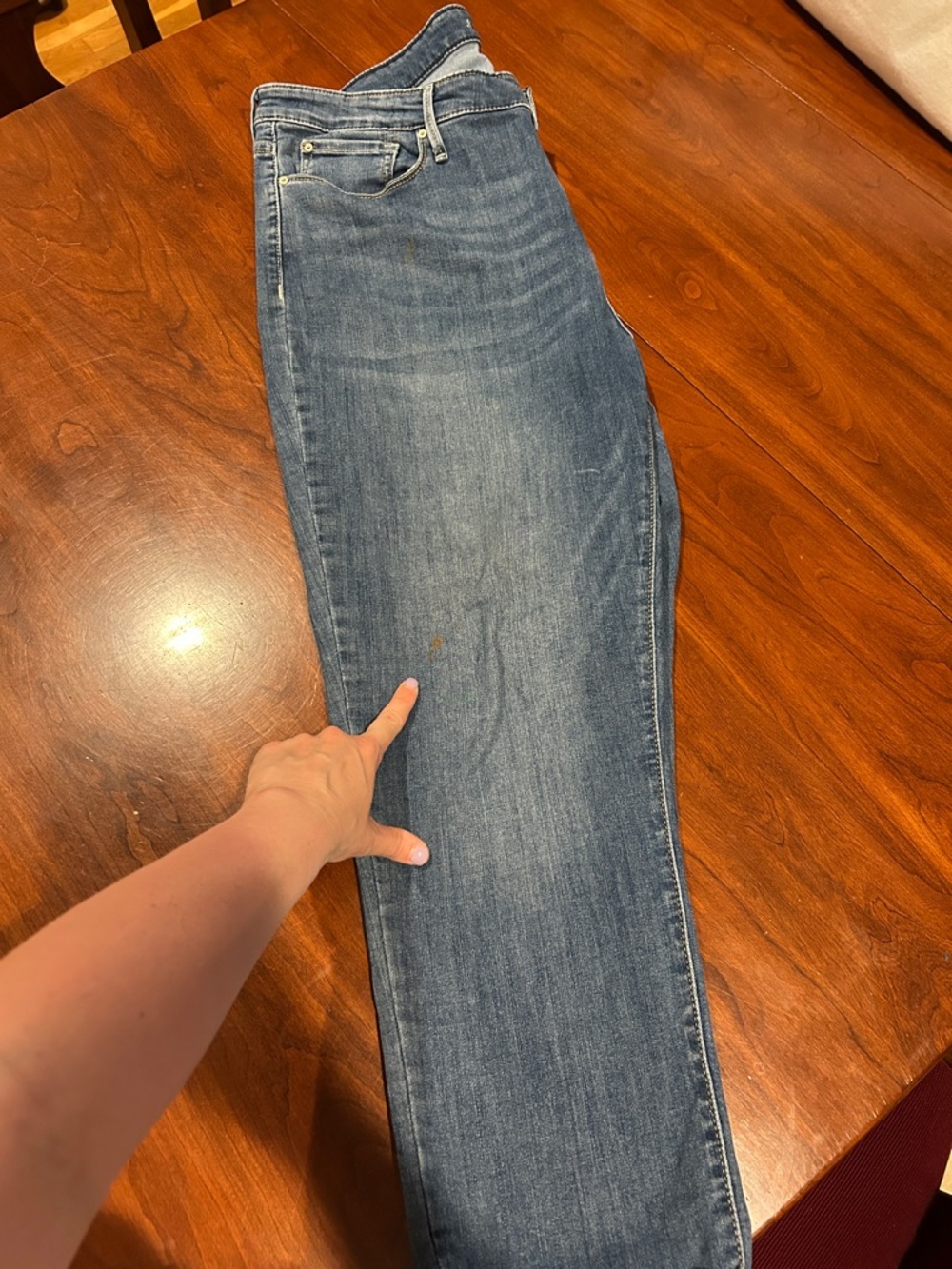 Signature by Levi Strauss Women's Medium Blue Boyfriend Jeans - Picture 5 of 5